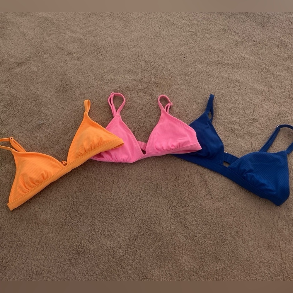 bikini top bundle!!
